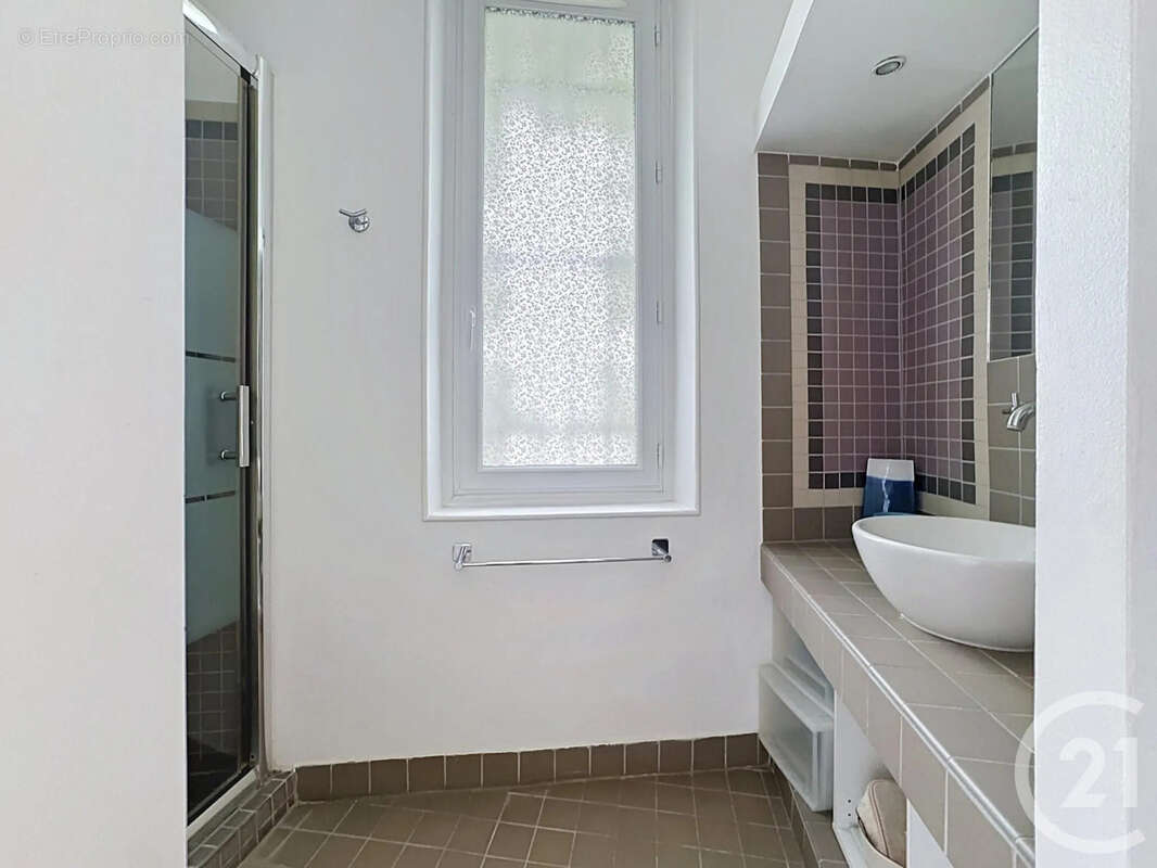 Maison à PARIS-12E