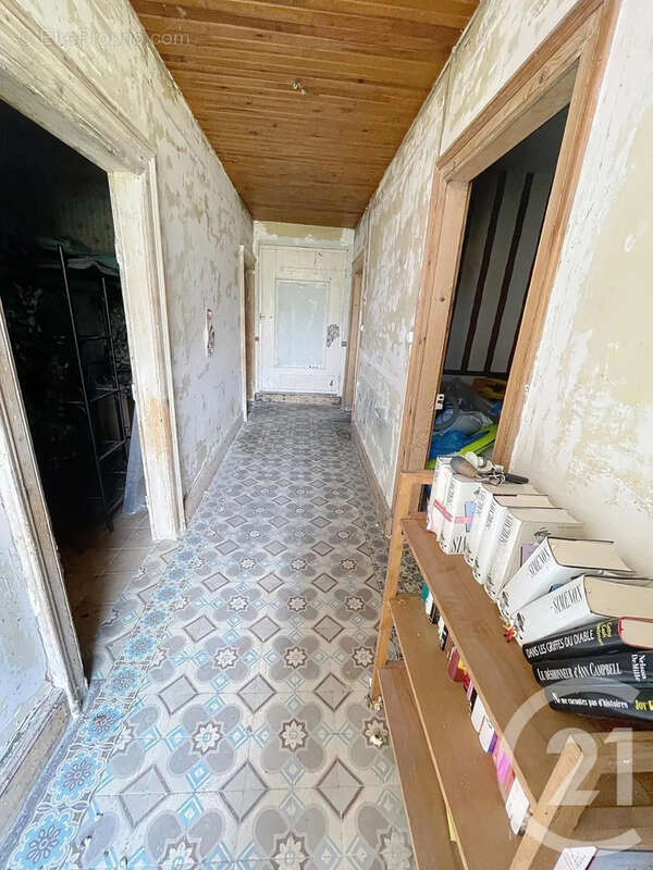 Maison à LES GRANDES-LOGES