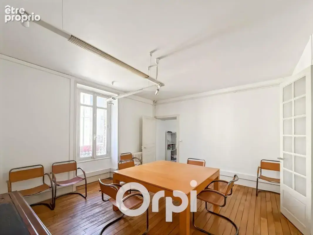 Appartement À Vendre - photo 7