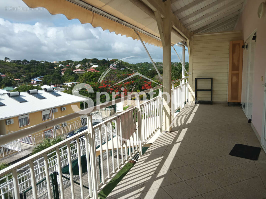 Appartement à LE GOSIER