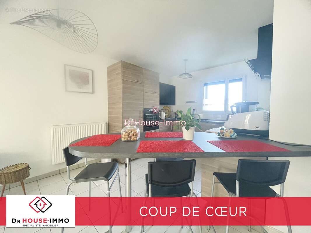 Maison à LA SALVETAT-SAINT-GILLES