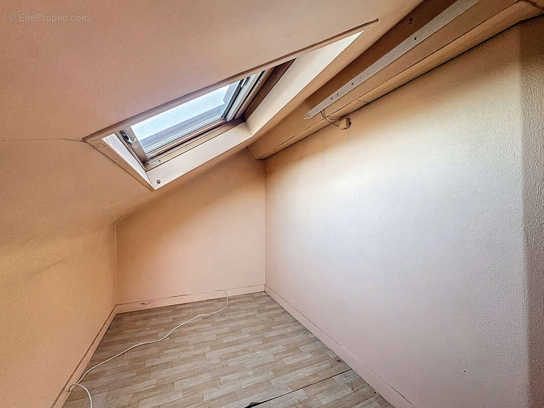 Maison à PARAY-VIEILLE-POSTE