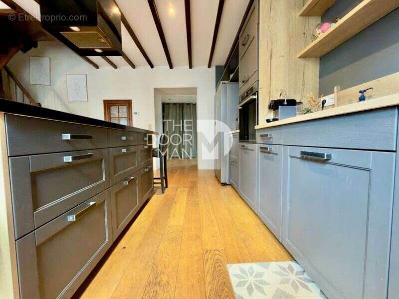 Maison 53000 - photo 2