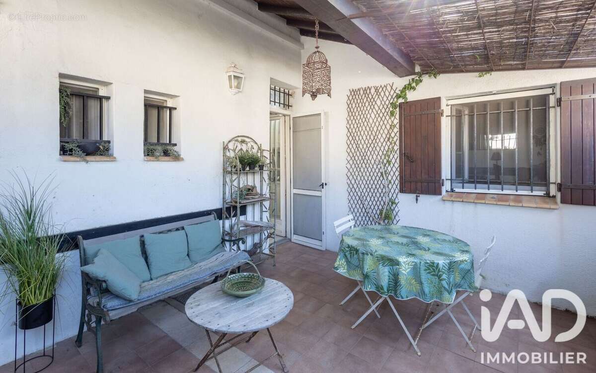 Appartement 35 m² à Saintes-Maries-De-La-Mer  - photo 3