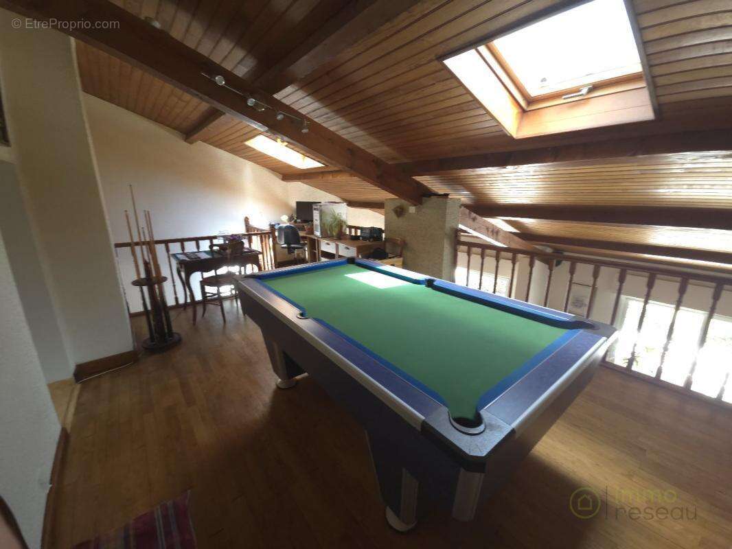 Maison 180 m² à Ludesse  - photo 5