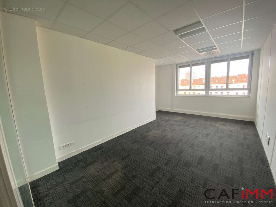 Commerce à VILLEURBANNE