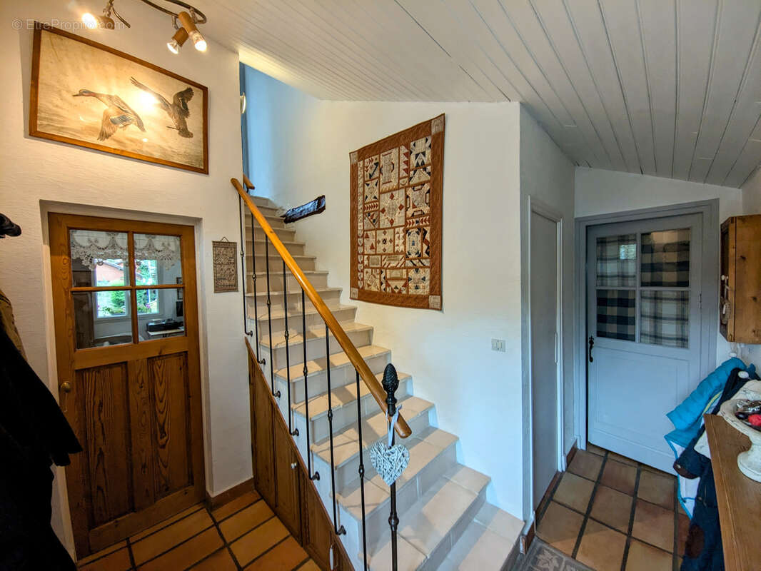 Maison à GROFFLIERS