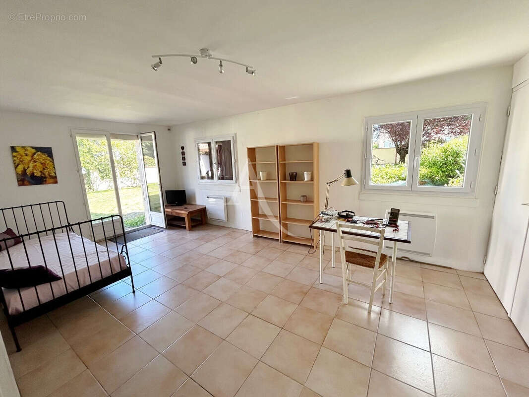 Maison 6 pièces 182 m² sur 1505 m² de terrain avec double garage - photo 11