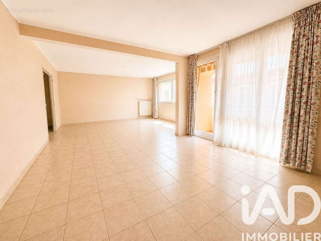 Photo 2 - Appartement à SAINT-QUENTIN