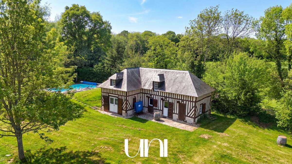 Maison à PONT-L'EVEQUE