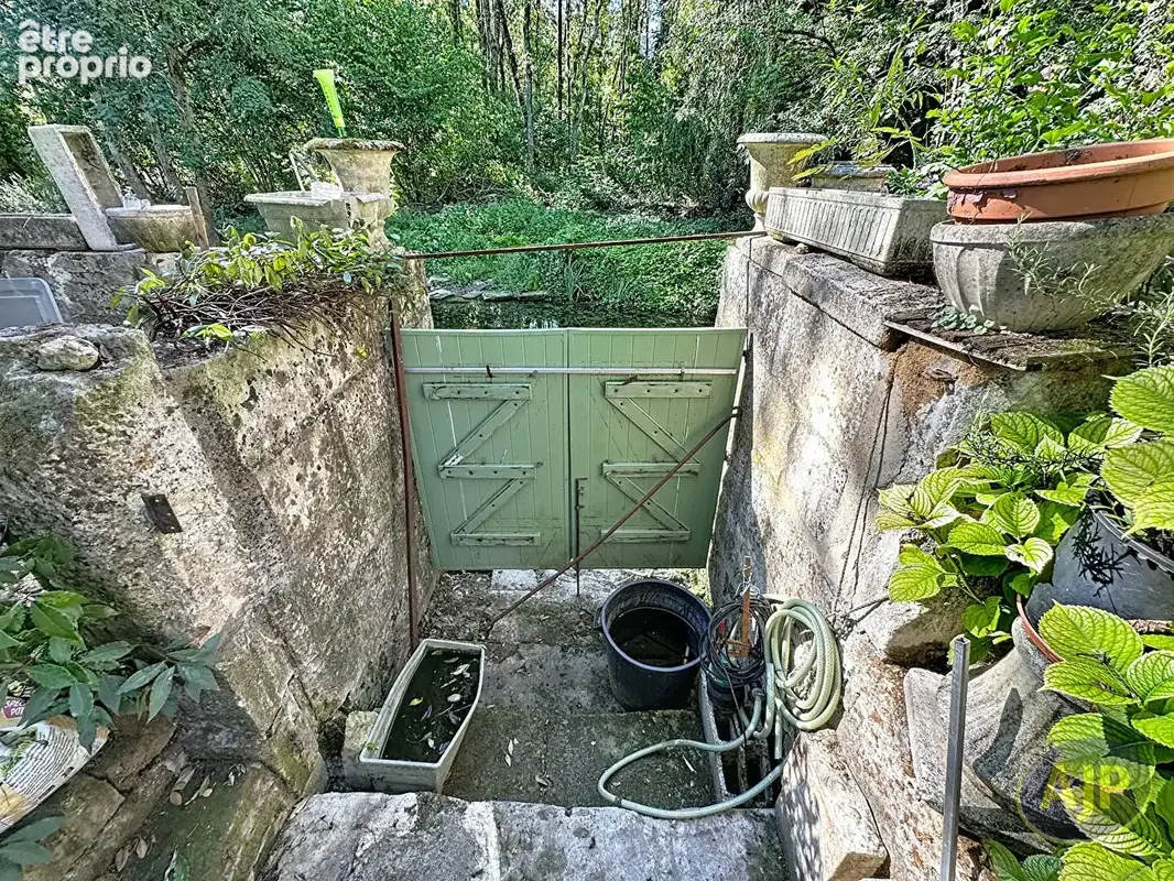 Maison de ville à terminer avec jardin et accès rivière - photo 16