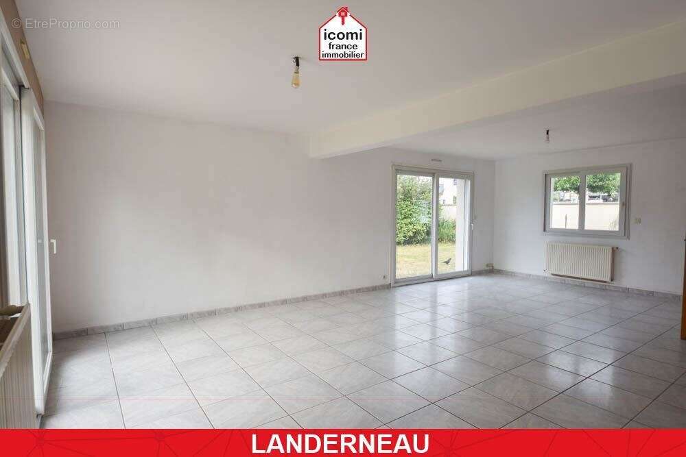 Finistere - landerneau (29800) - a vendre - maison  individuellle de 167m² - 7 chambres - garage - jardin de 1000 m² - fenetres  - photo 6