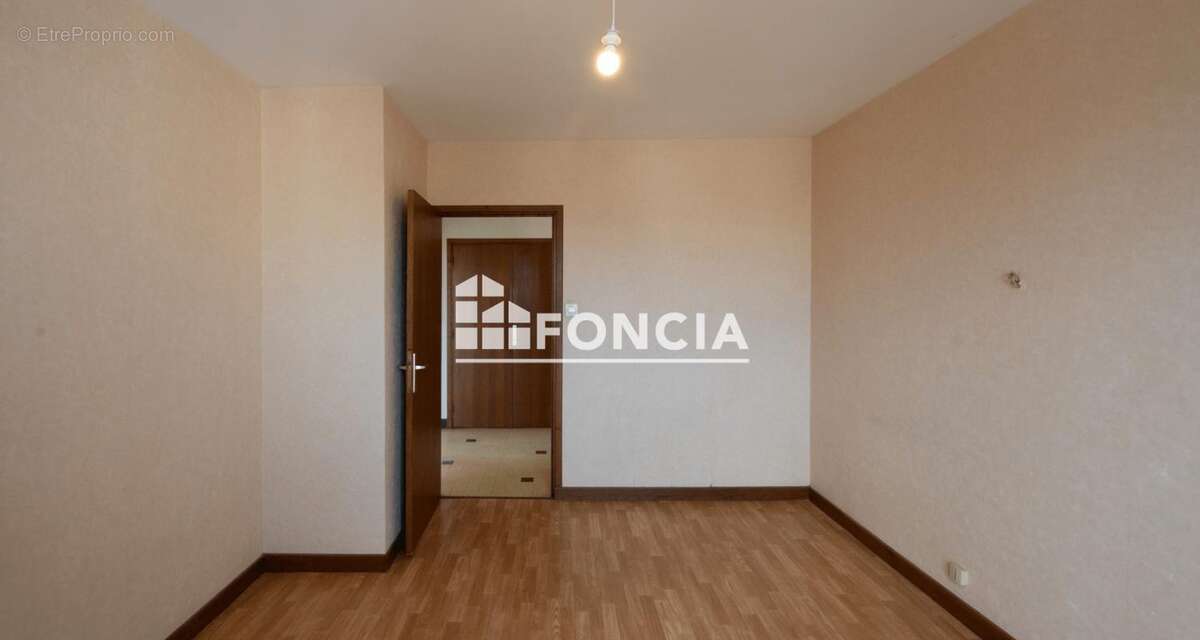 Appartement à BOURG-LES-VALENCE