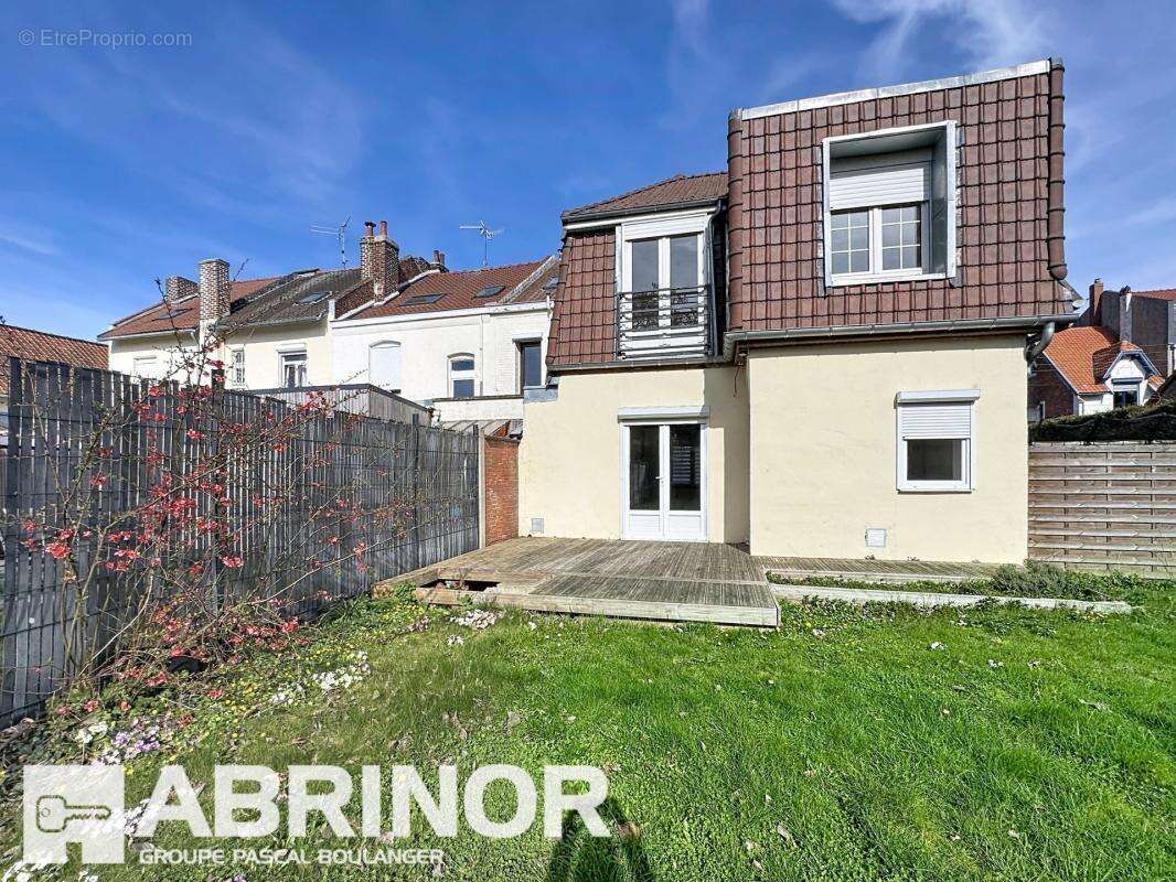 Maison à WATTIGNIES