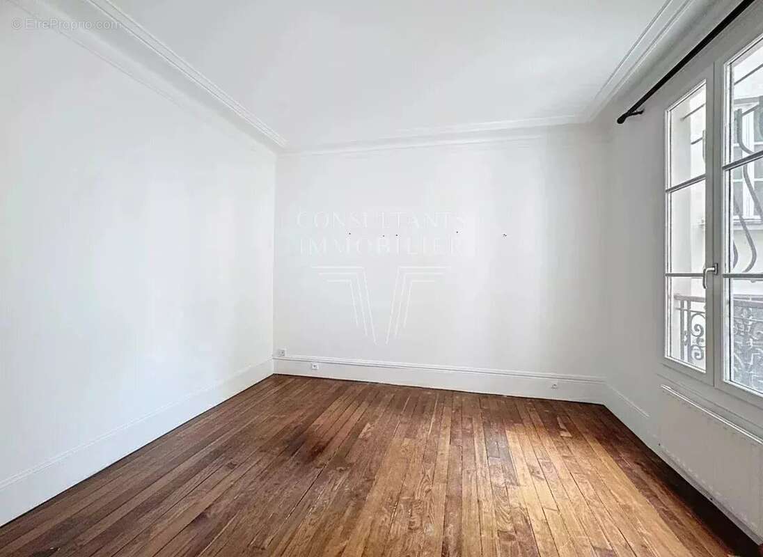Appartement à PARIS-6E