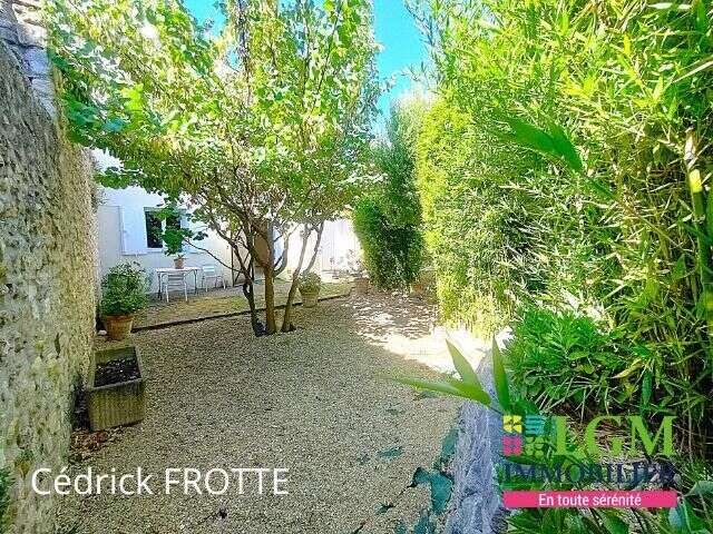 Maison à MONTELIMAR