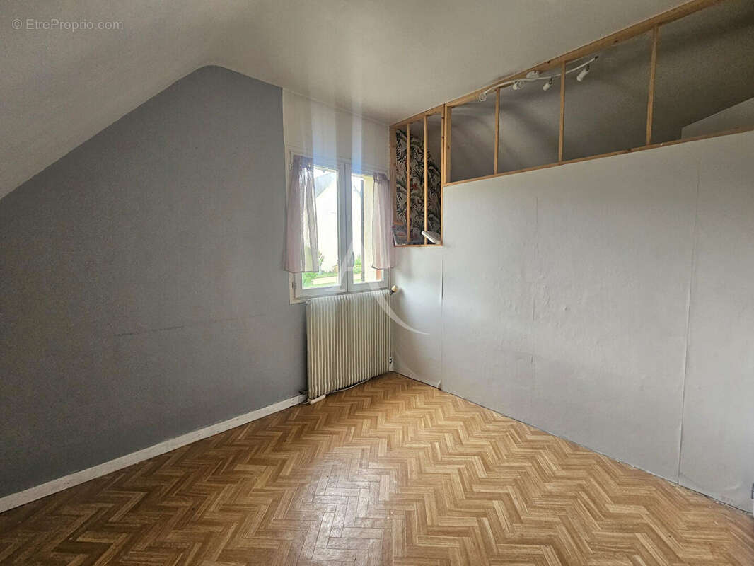 Maison à CERE-LA-RONDE