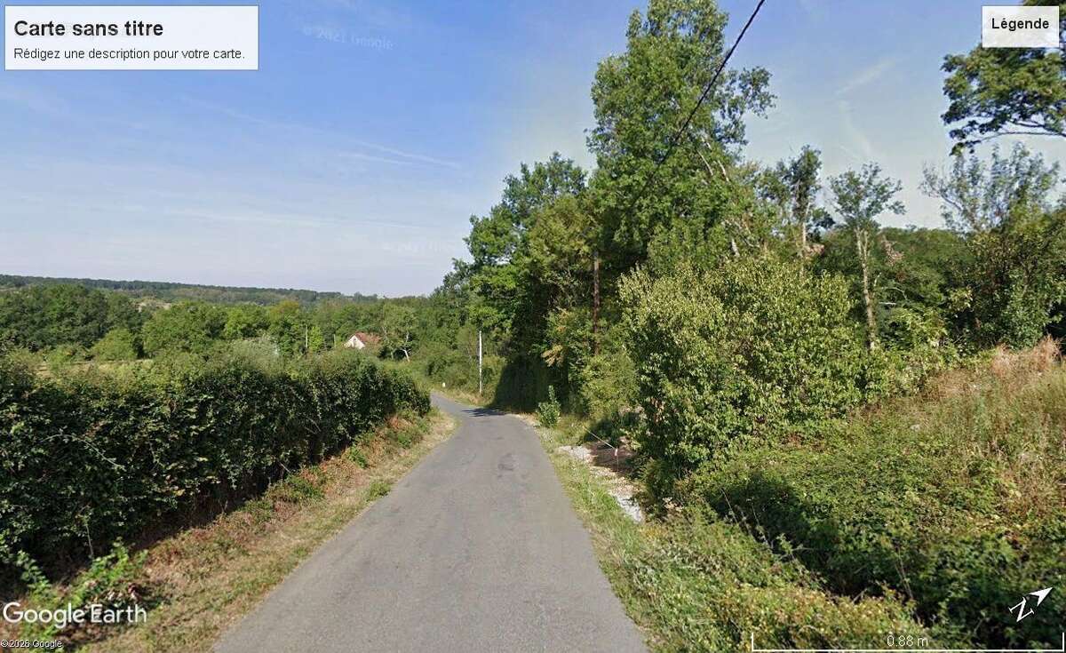 Terrain à SAINT-ETIENNE-DE-VICQ