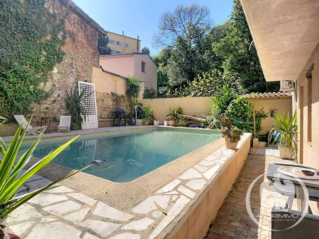 Maison à CANNES