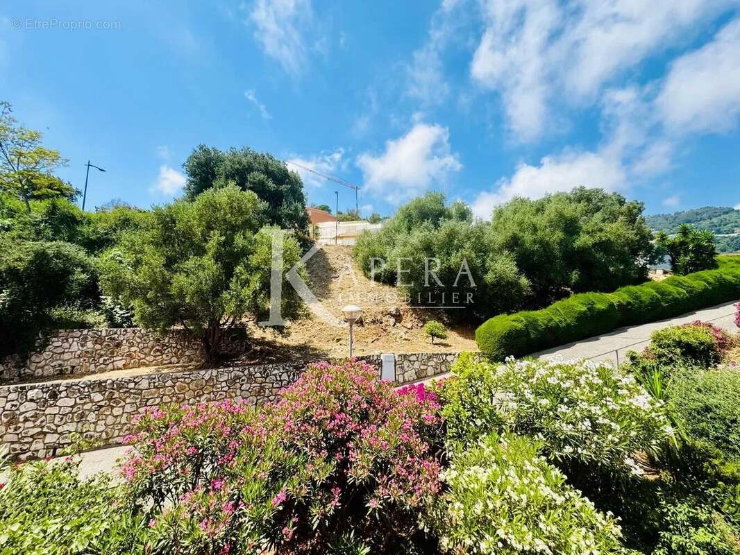 Appartement à ROQUEBRUNE-CAP-MARTIN