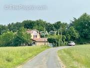 Photo 1 - Maison à BAILLEAU-ARMENONVILLE