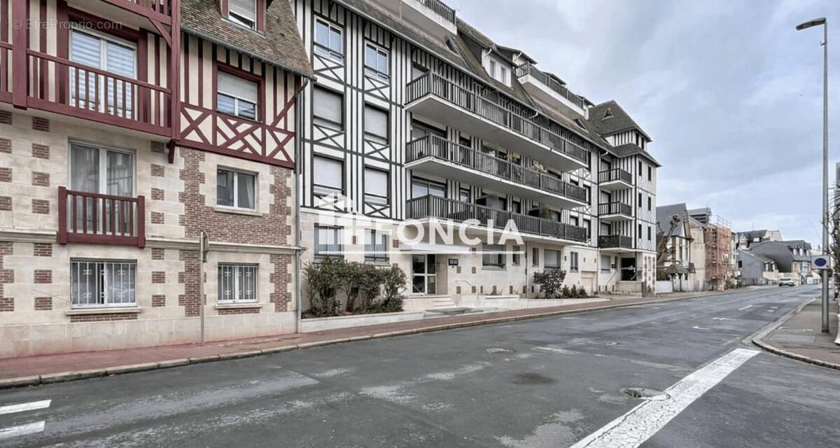 Appartement à DEAUVILLE