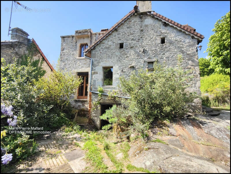 Maison familiale + dépendances à Saint Eloi en Creuse - photo 44
