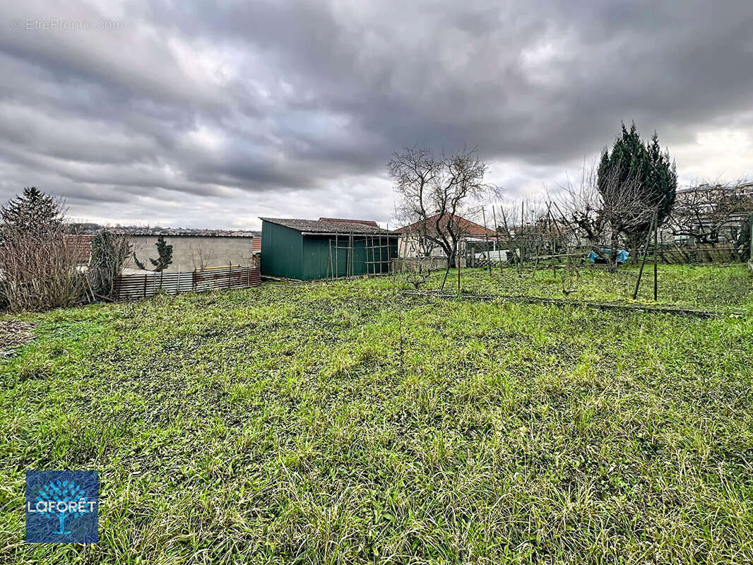 Maison à CORBEIL-ESSONNES