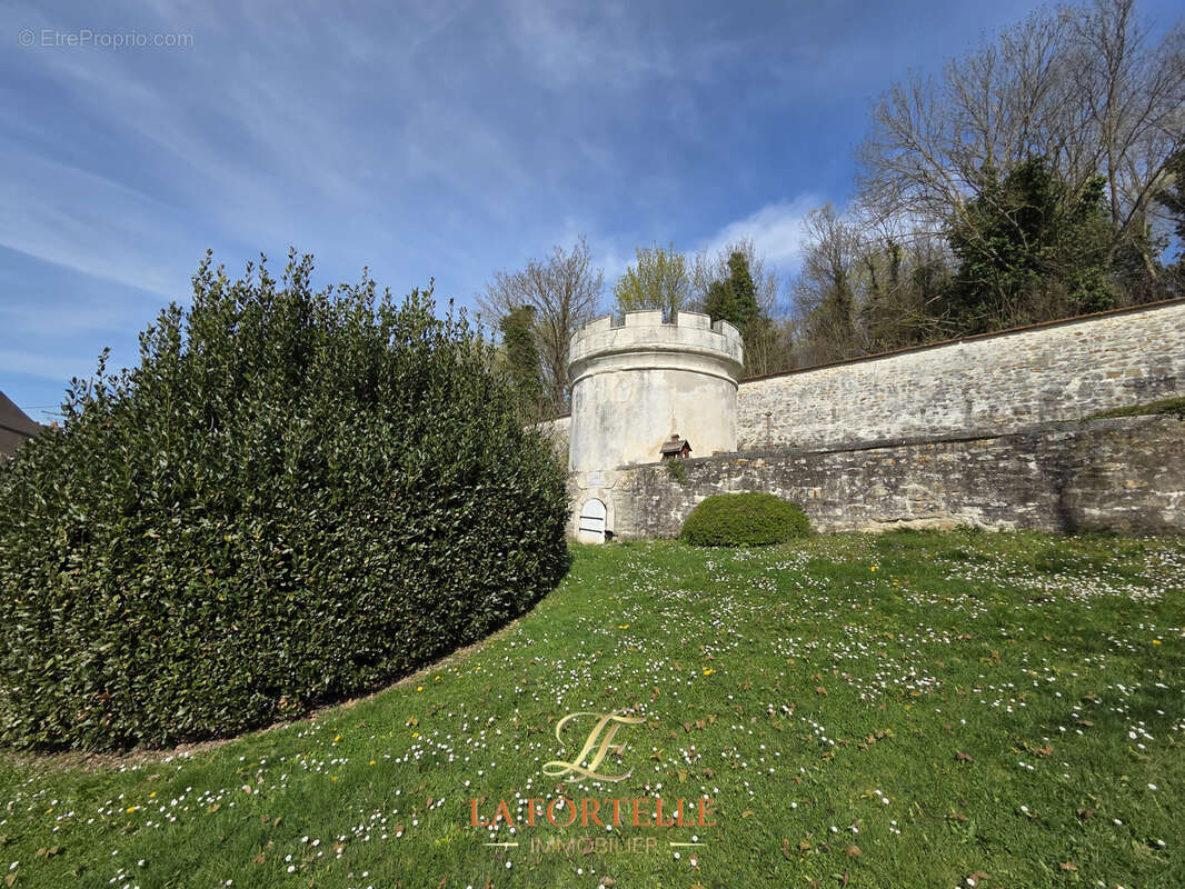 Maison à VETHEUIL