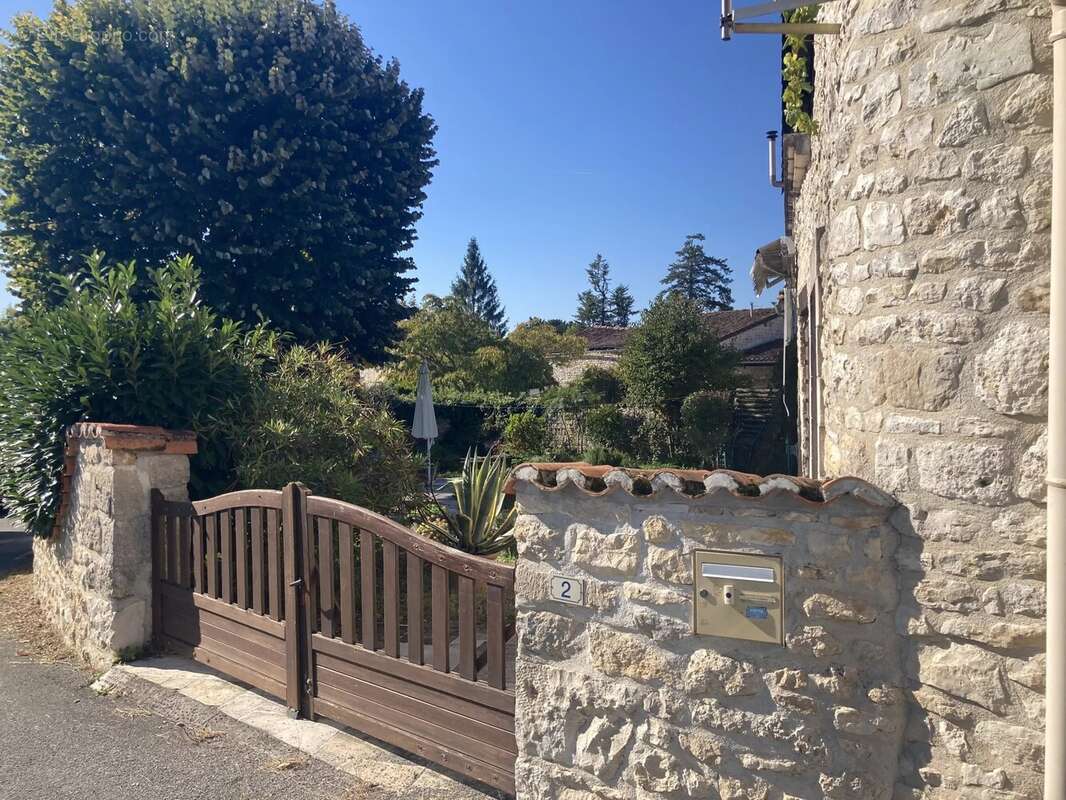 Maison à MAINE-DE-BOIXE