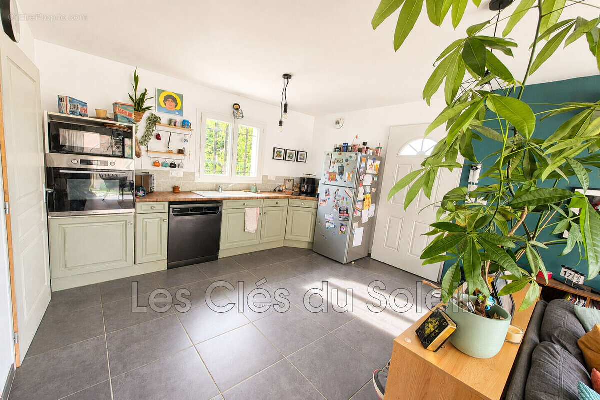Maison 81 m² à La Seyne-Sur-Mer  - photo 3