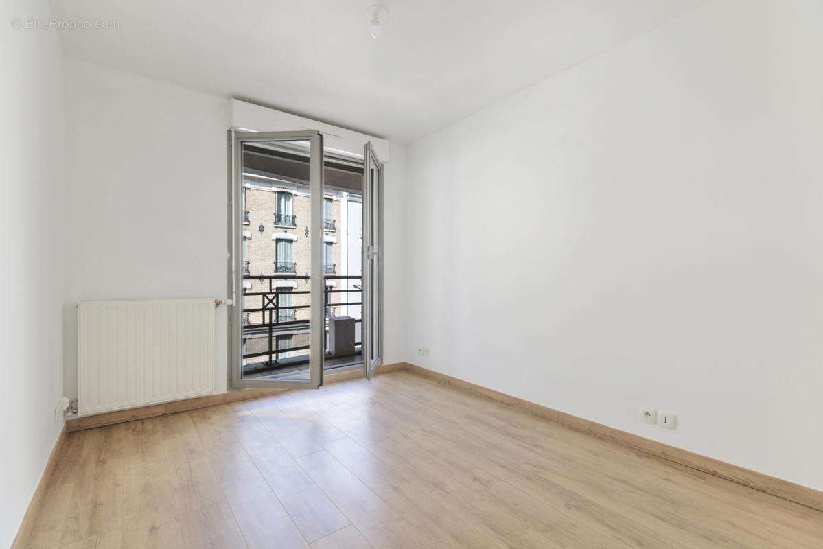 Appartement à LEVALLOIS-PERRET