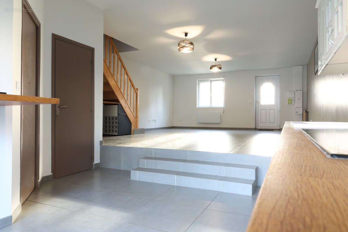 Maison à FONTAINE-LES-CROISILLES