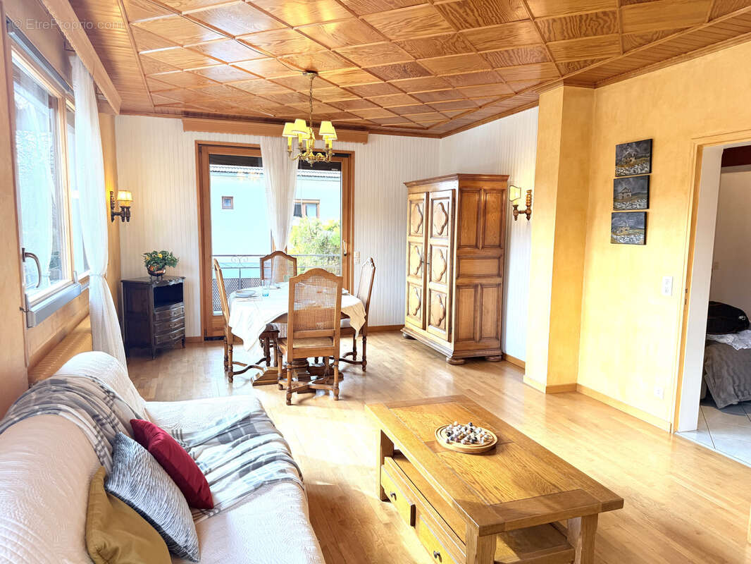 Maison à LA CLUSE-ET-MIJOUX