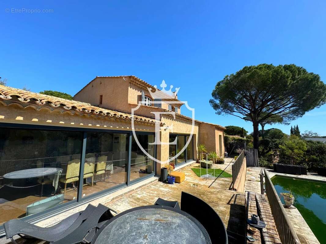 Maison à GRIMAUD