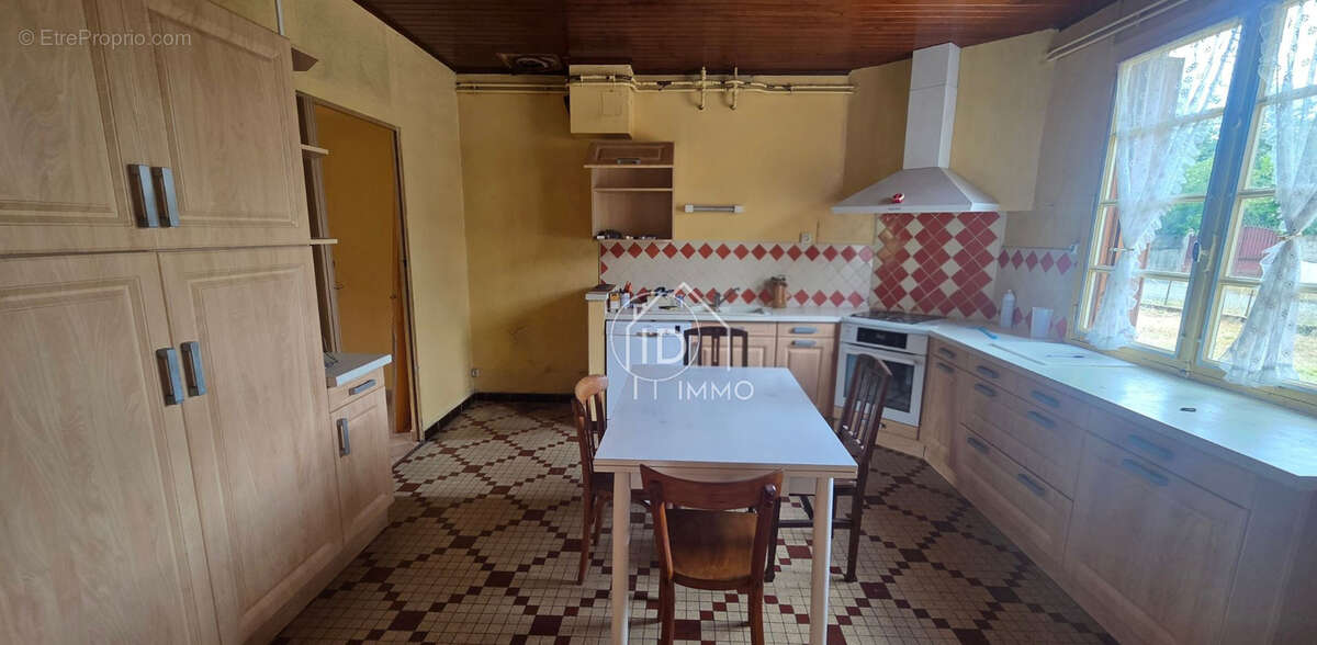 Maison à MONTPON-MENESTEROL