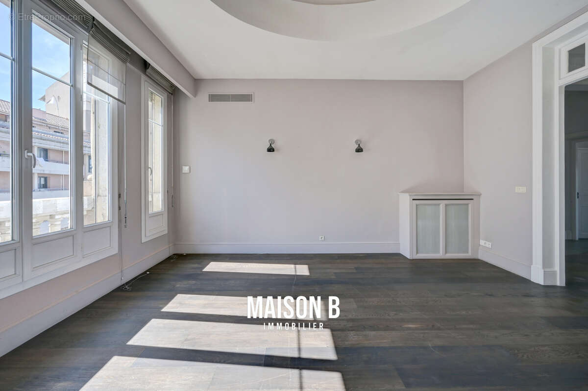 Appartement à MARSEILLE-8E