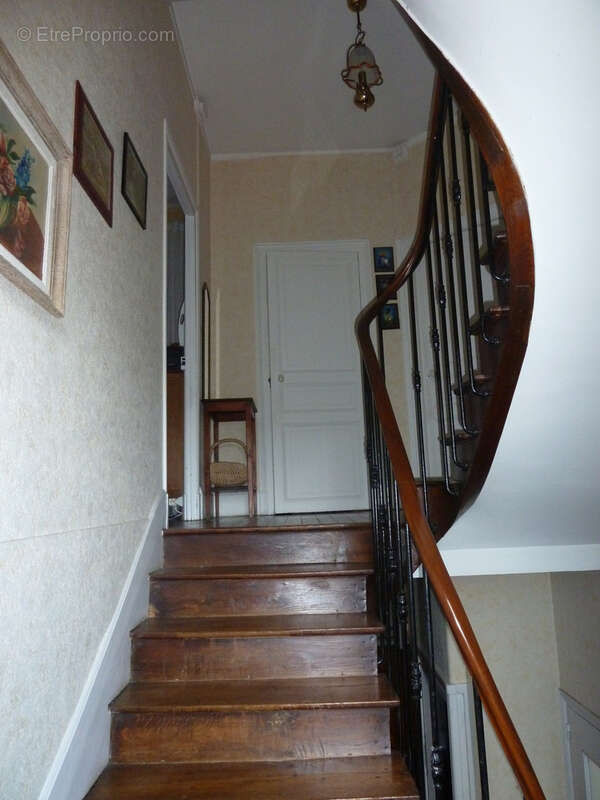 Maison à MONTLUCON