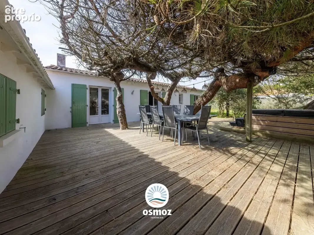 Maison 8 pièces 164 m² à vendre à Sainte-Marie-De-Re (17740) - photo 2