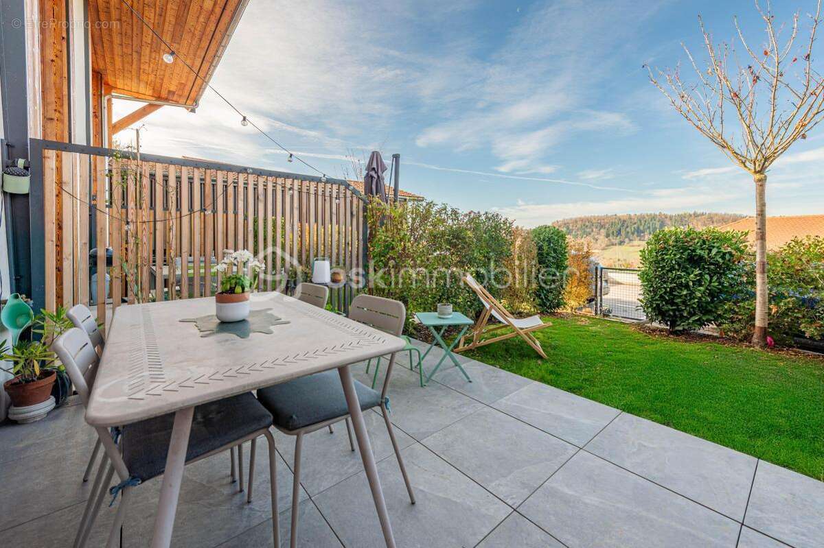 Appartement à CHAPEIRY