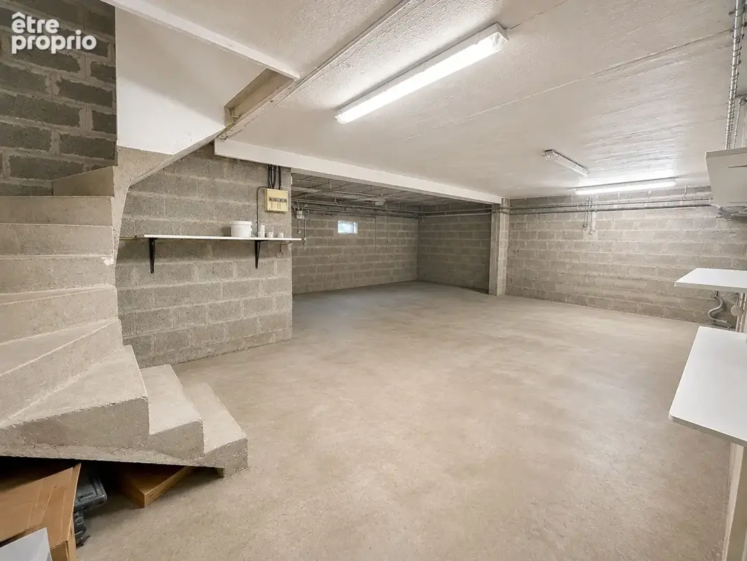 Maison familiale avec sous-sol total et fort potentiel -  Pomponne - photo 9