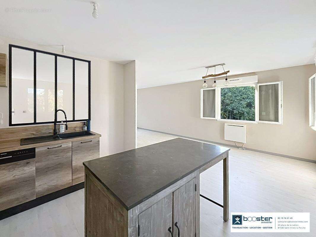 Maison à BONNAC-LA-COTE