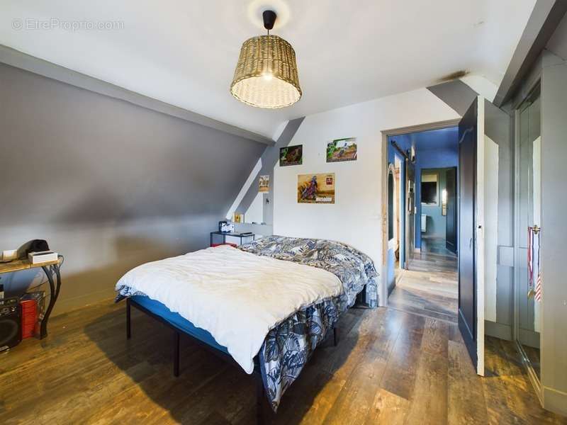 Maison à PONT-L&#039;EVEQUE