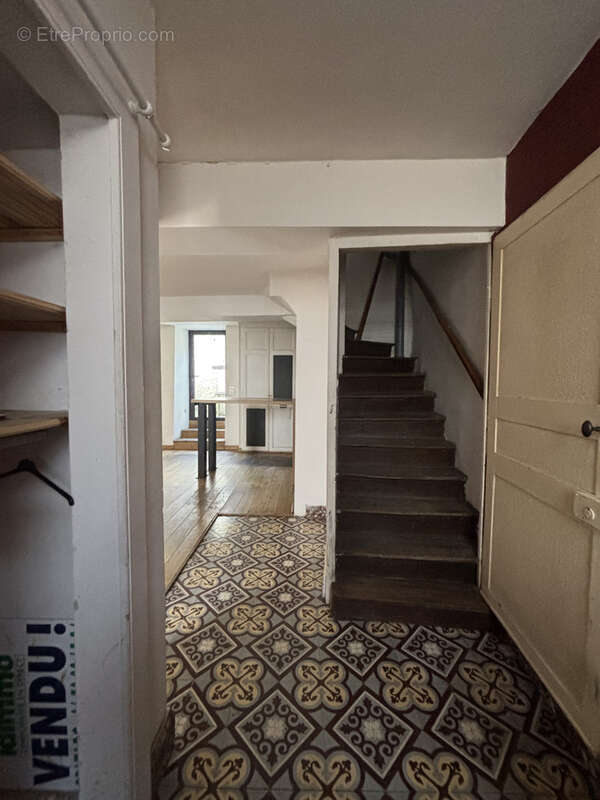 CHATILLON SUR SEINE  (21) maison R + 1 au centre ville , 90M2 avec terrain de 200m2 -atelier -caves - photo 4