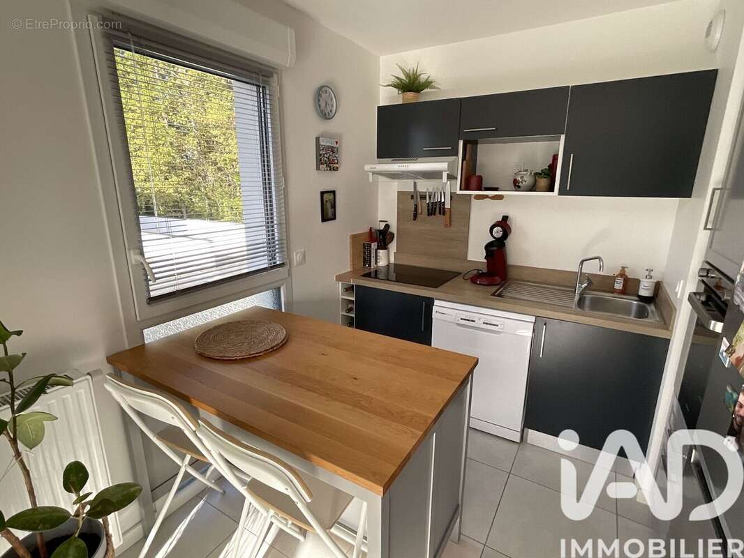 Photo 4 - Appartement à PAREMPUYRE