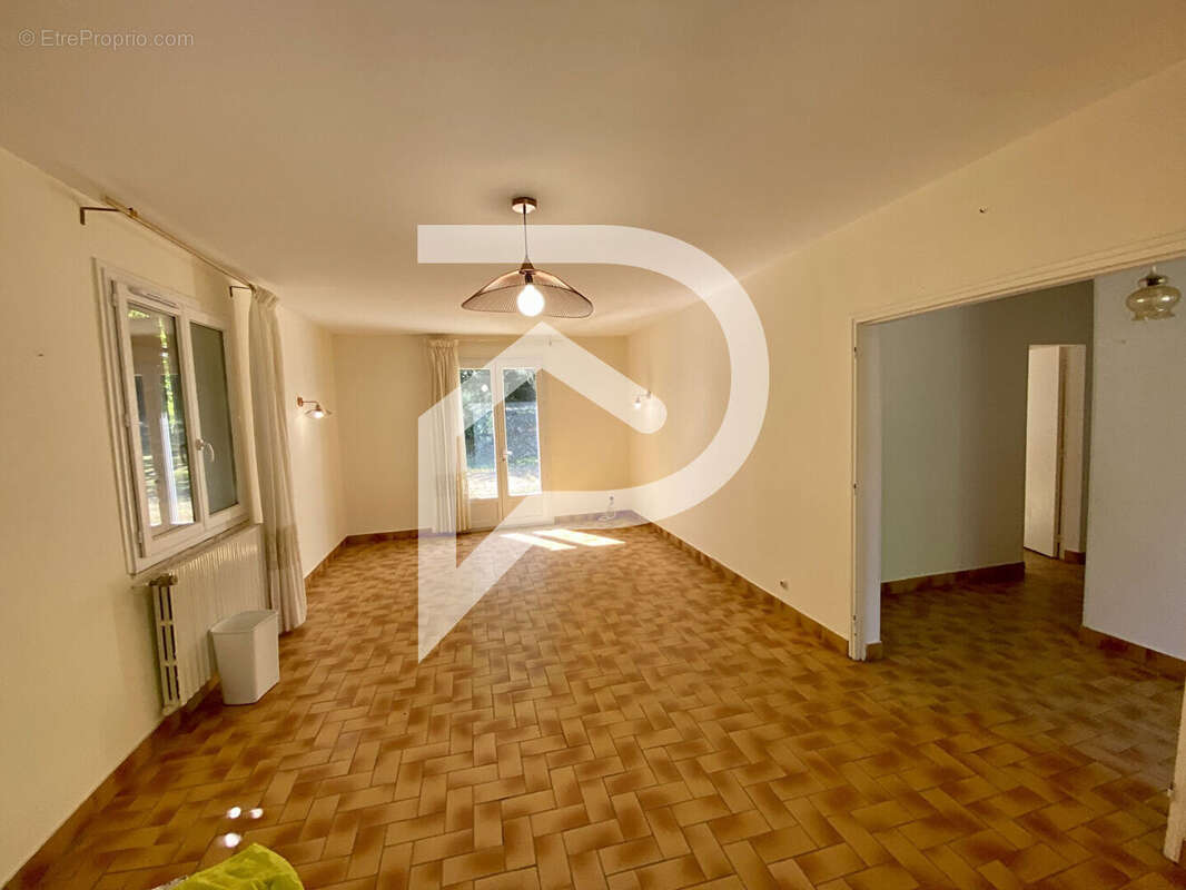 Maison à SAINT-JEAN-D&#039;ATAUX