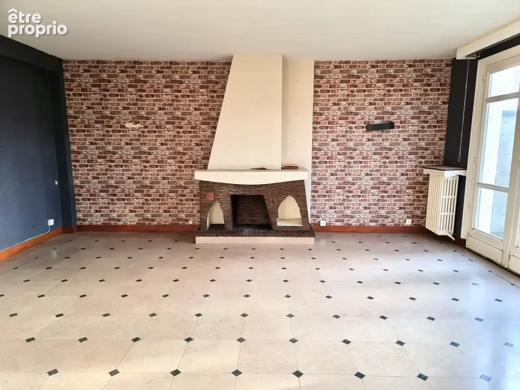 Vaux le penil bourg - maison a renover fort potentiel - garage - terrain 875m2 - photo 3