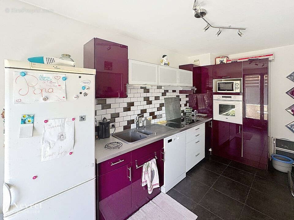 Appartement à SAINT-ETIENNE