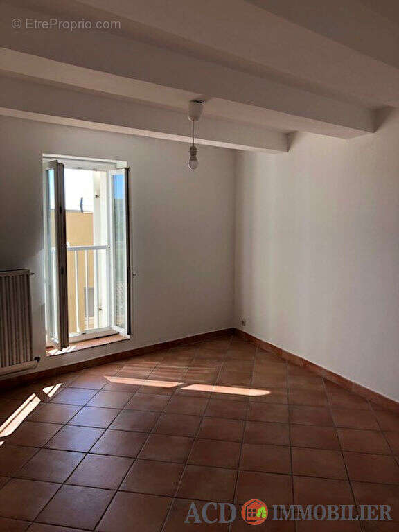 Appartement à VELAUX
