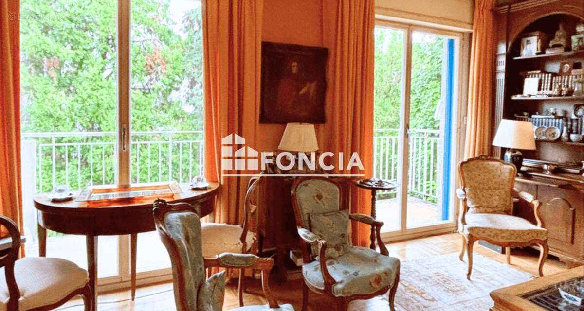 Appartement à CHAVILLE